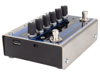 Crumar Double Back versatile delay unit pedal 3